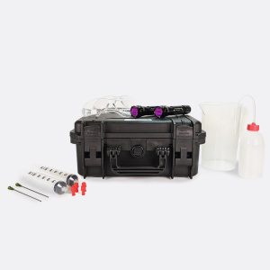 Lecksuche-Set: 4 Lecksuchfarben + 2x farblos + 2 UV-Taschenlampen - PACK PRO